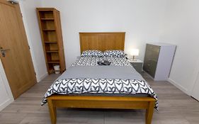 Comfortable Stay In Shirley, Solihull - Room-2